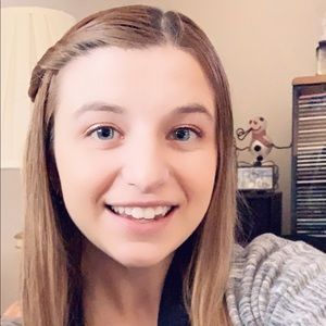 Meet your Posher, Katelynn